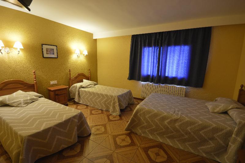 Hotel Suiza Bronchales Exterior foto